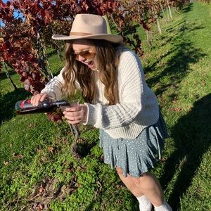 Meet your Posher, Natalie